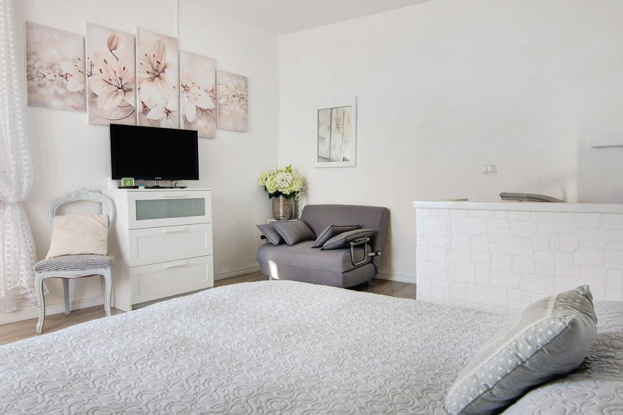 Casa Sul Lago Di Como 피아넬로 델 라리오 외부 사진
